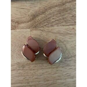 Lisner Clip on 80s GrannyCore Earrings Bosscore  Royalcore